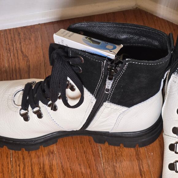 NWT Eric Michael White And Black Kai Leather. Women's Size 39 8.5-9 - Picture 8 of 9